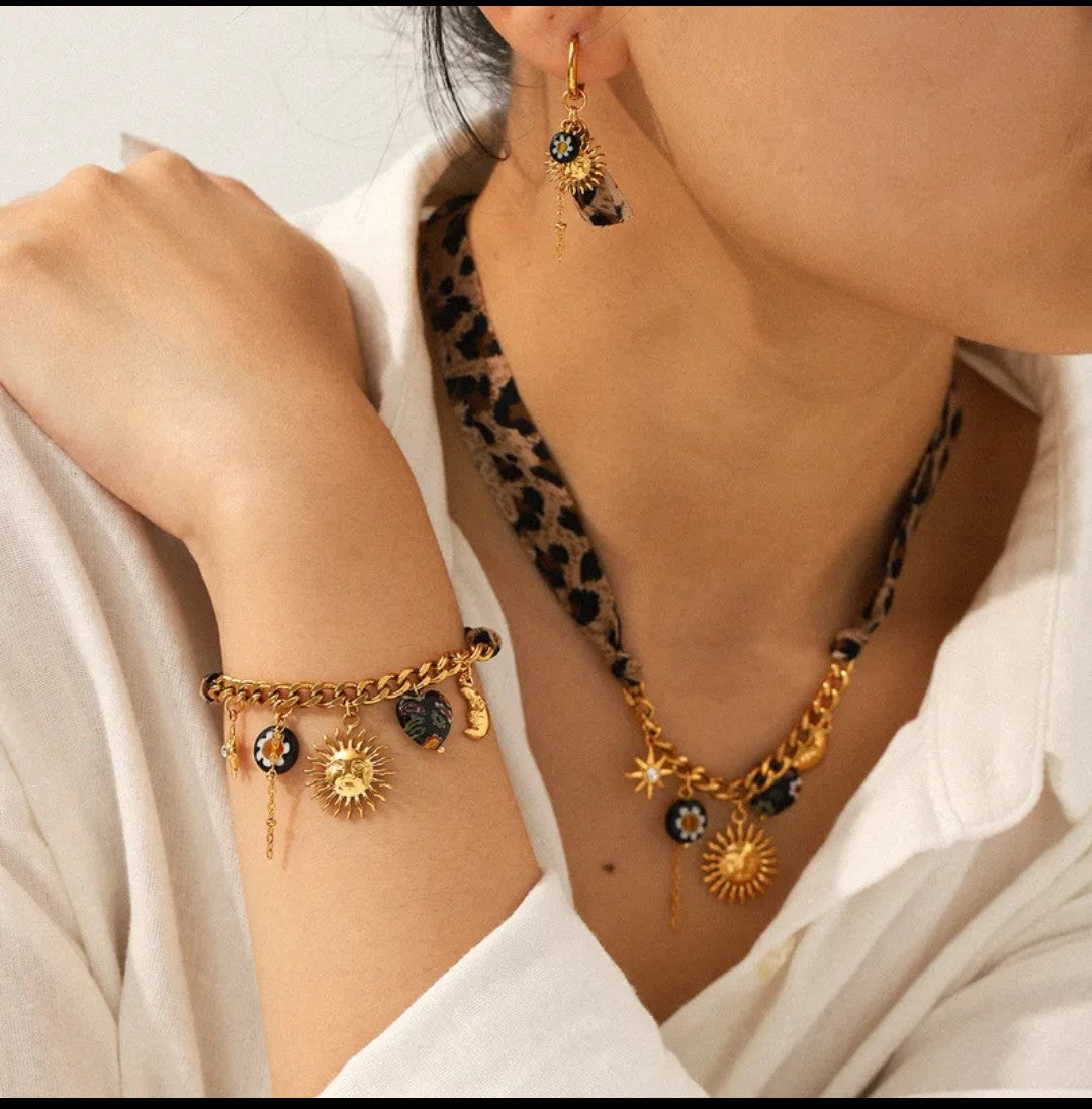 Noir Sunshine Charm Necklace