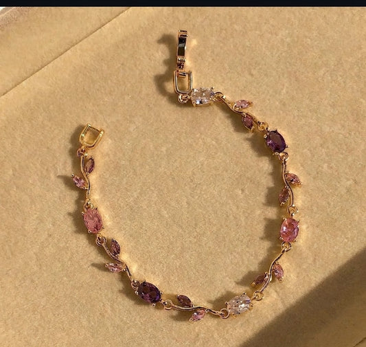 Viral Twilight Tulip bracelet
