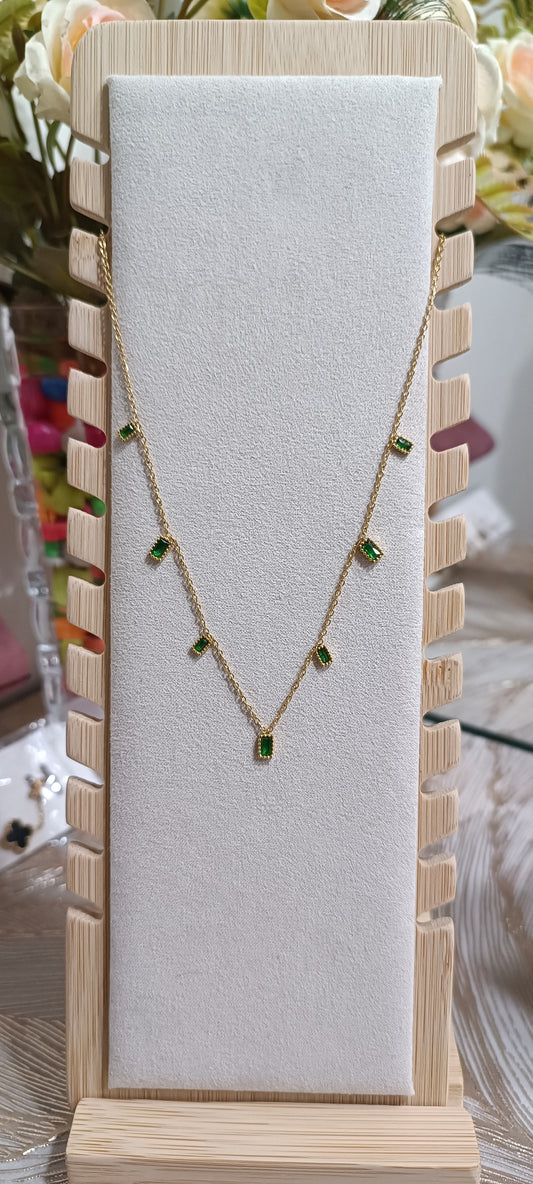 Green Gemstone Droplets Necklace