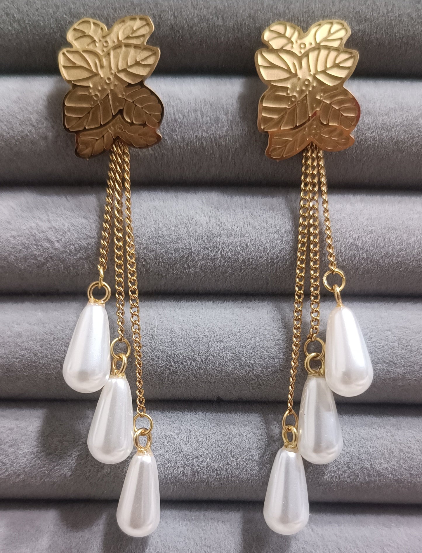 Pearl Dew Danglers