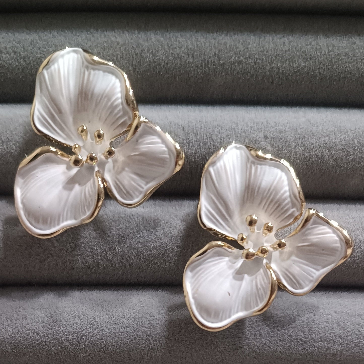 White Orchids Bloom Studs